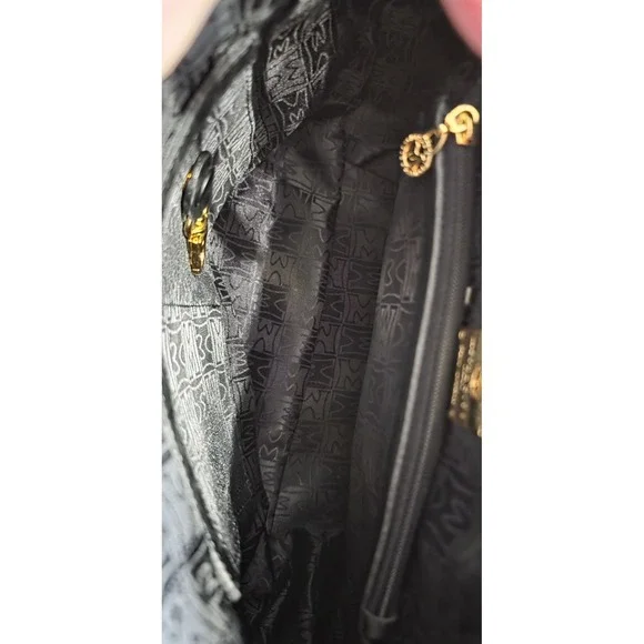 Metrocity Black Quilted Leather Satchel Made In Italy With Gold Hardware #0349 - Picture 9 of 16